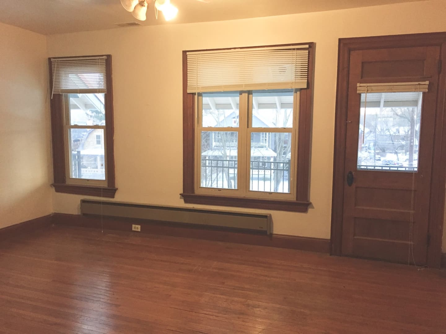 Covington Apartment: 512 Wallace Ave