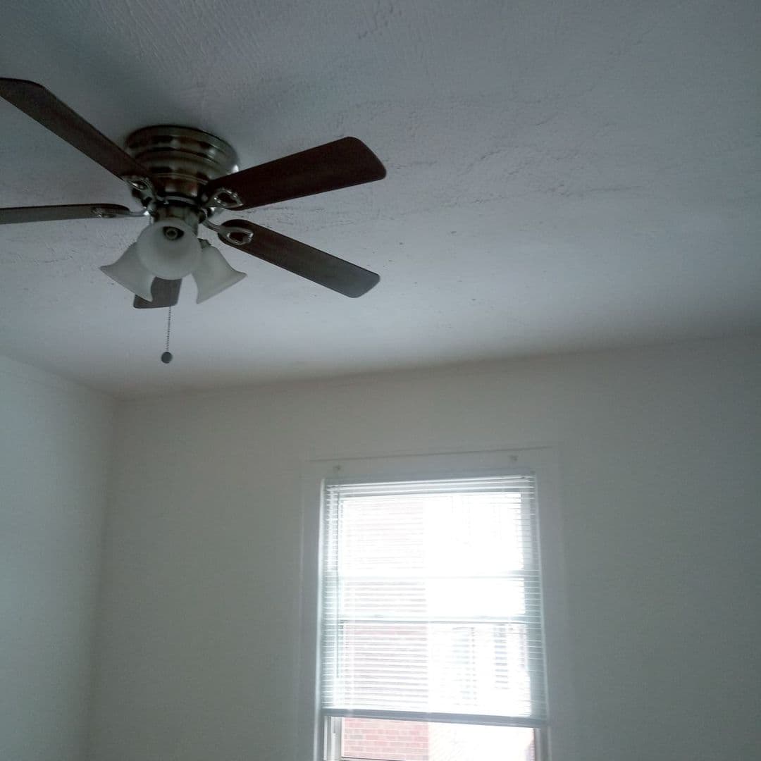 Cincinnati Apartment: 2340 Victory Parkway