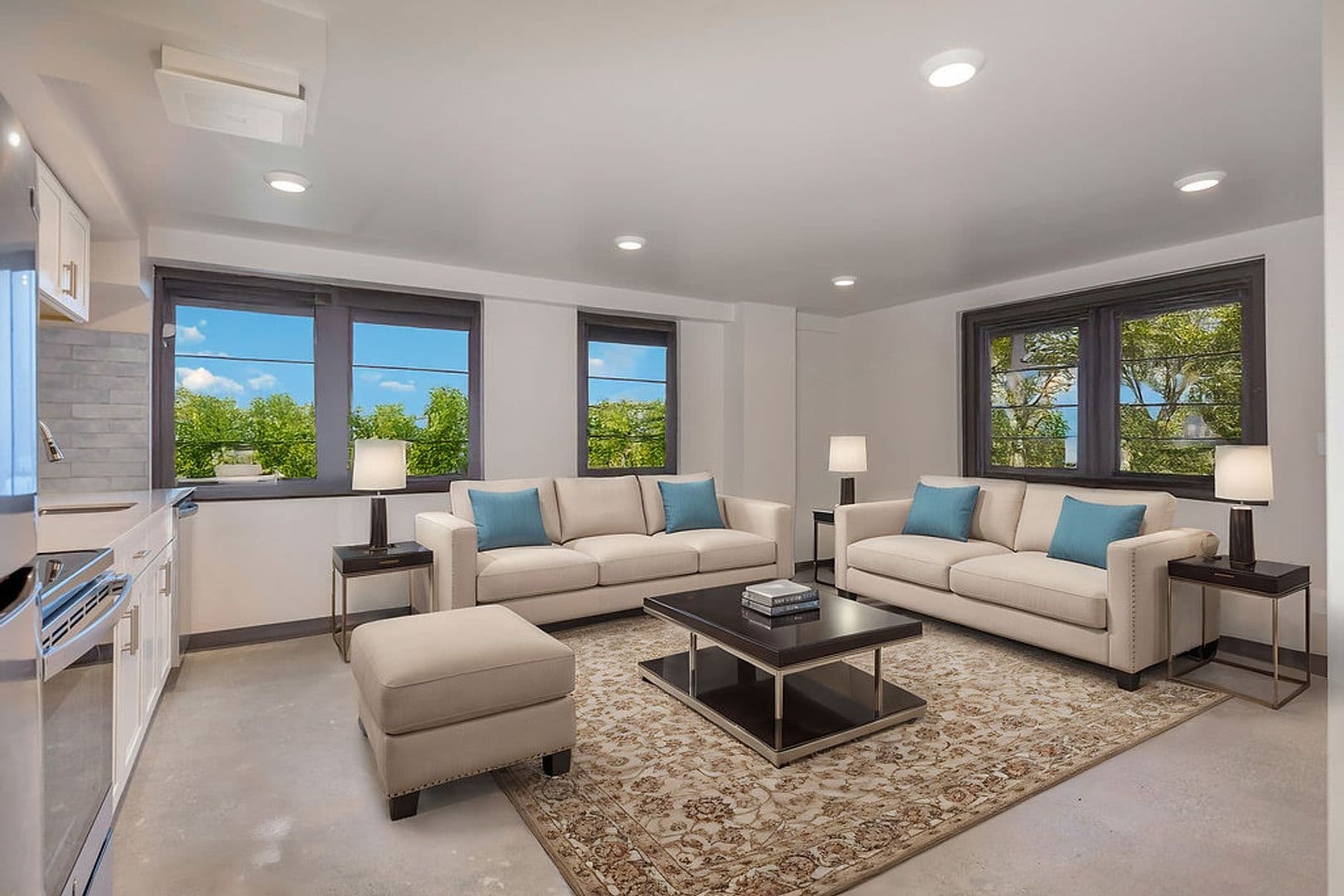 Cincinnati Apartment: 2330 Victory Pkwy