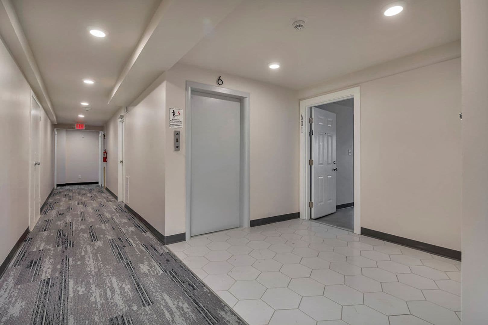 Cincinnati Apartment: 2330 Victory Pkwy