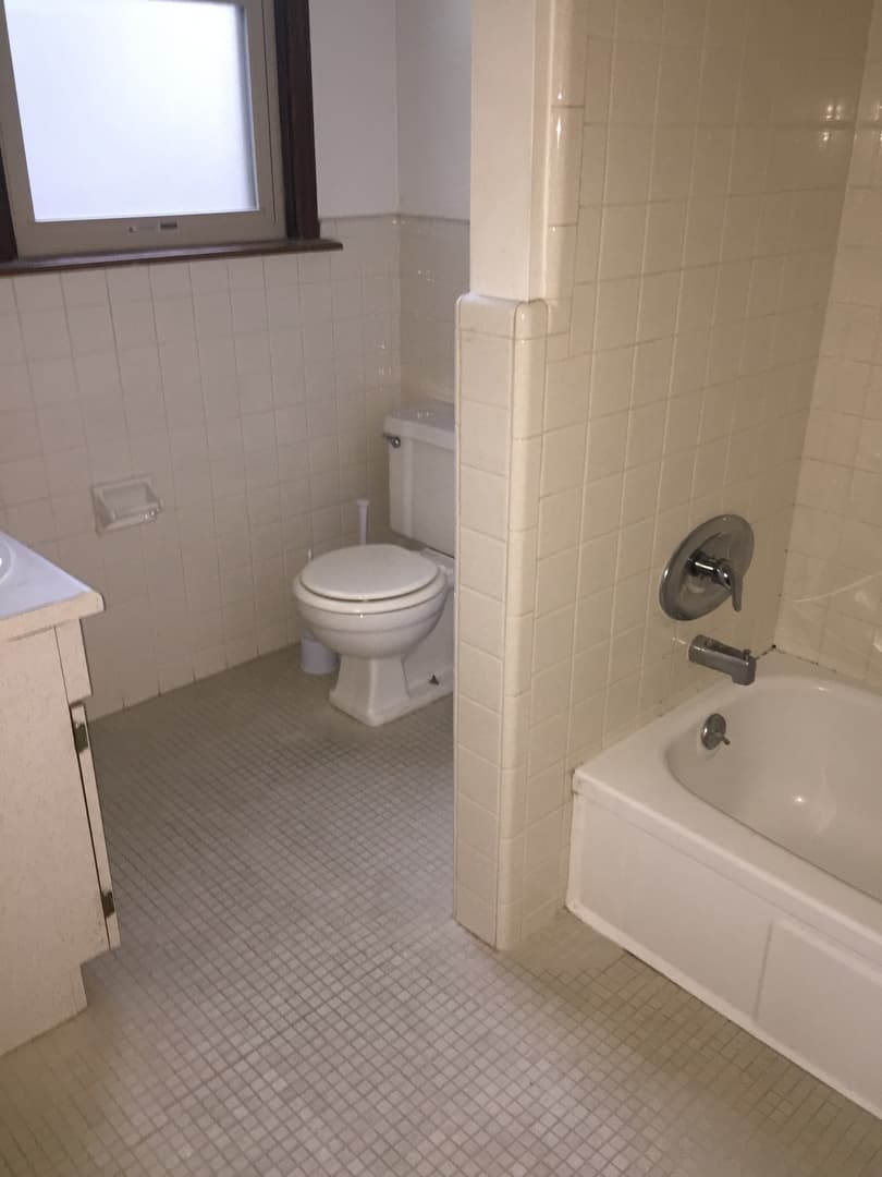 Covington Apartment: 512 Wallace Ave