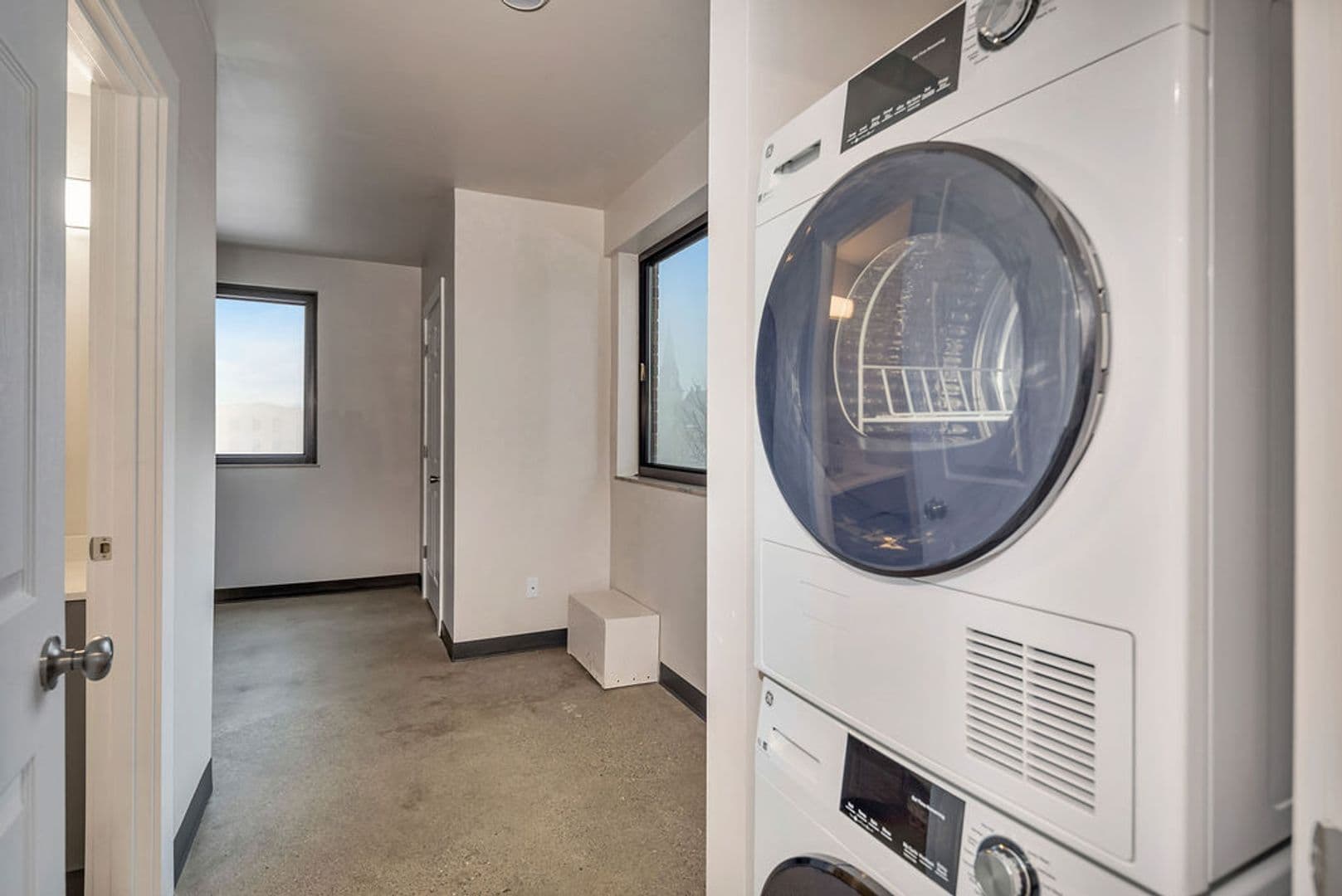 Cincinnati Apartment: 2330 Victory Pkwy