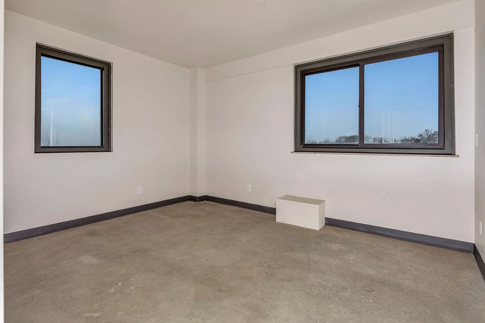 Cincinnati Apartment: 2330 Victory Pkwy
