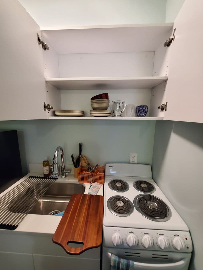 Cincinnati Apartment: 2340 Victory Parkway