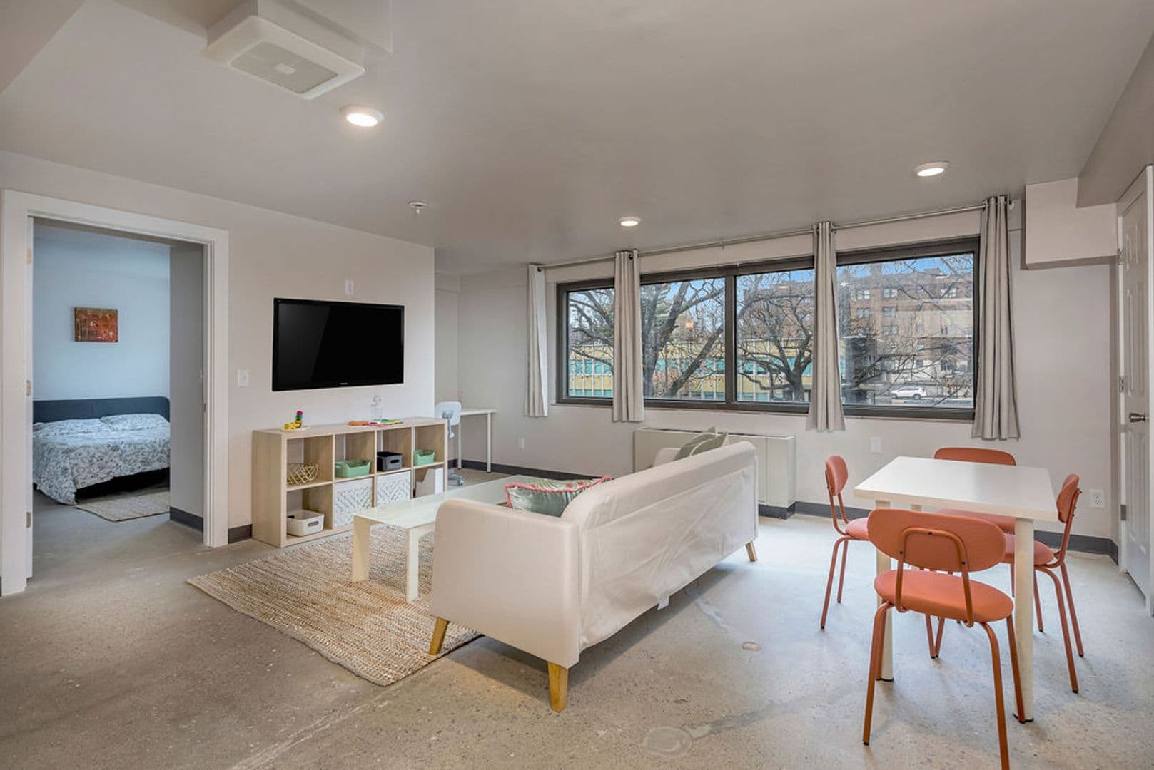 Cincinnati Apartment: 2330 Victory Pkwy
