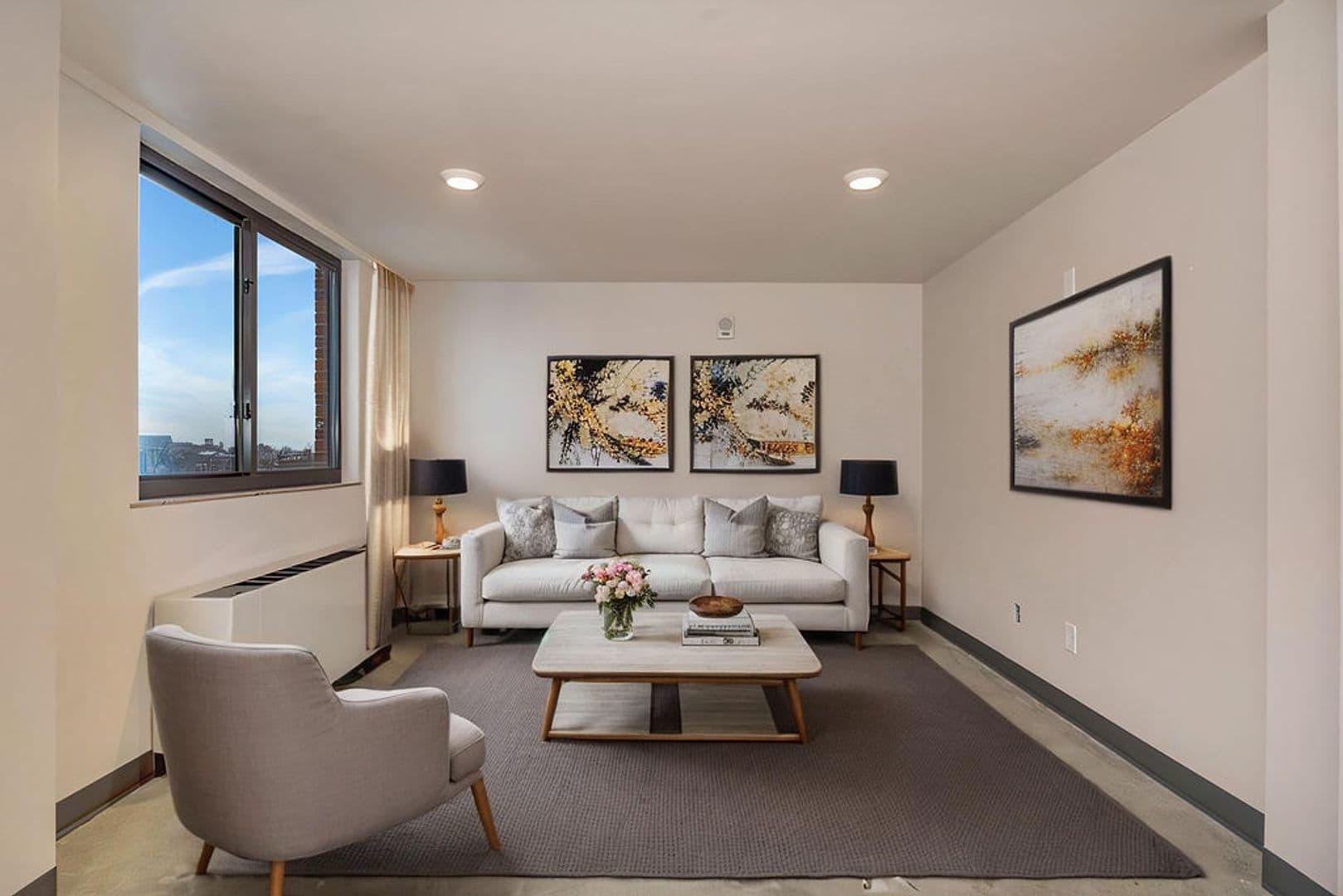 Cincinnati Apartment: 2330 Victory Pkwy