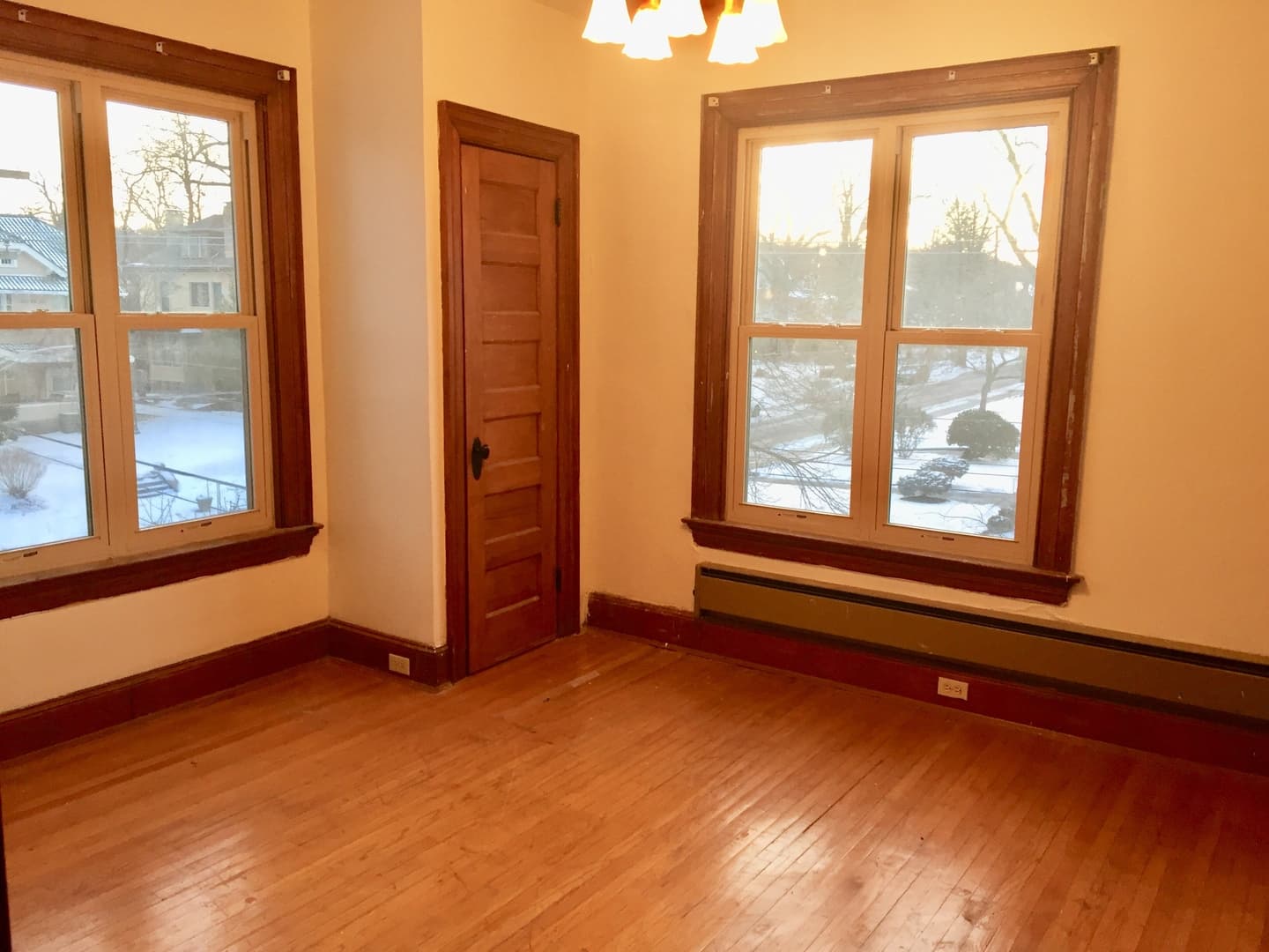 Covington Apartment: 512 Wallace Ave