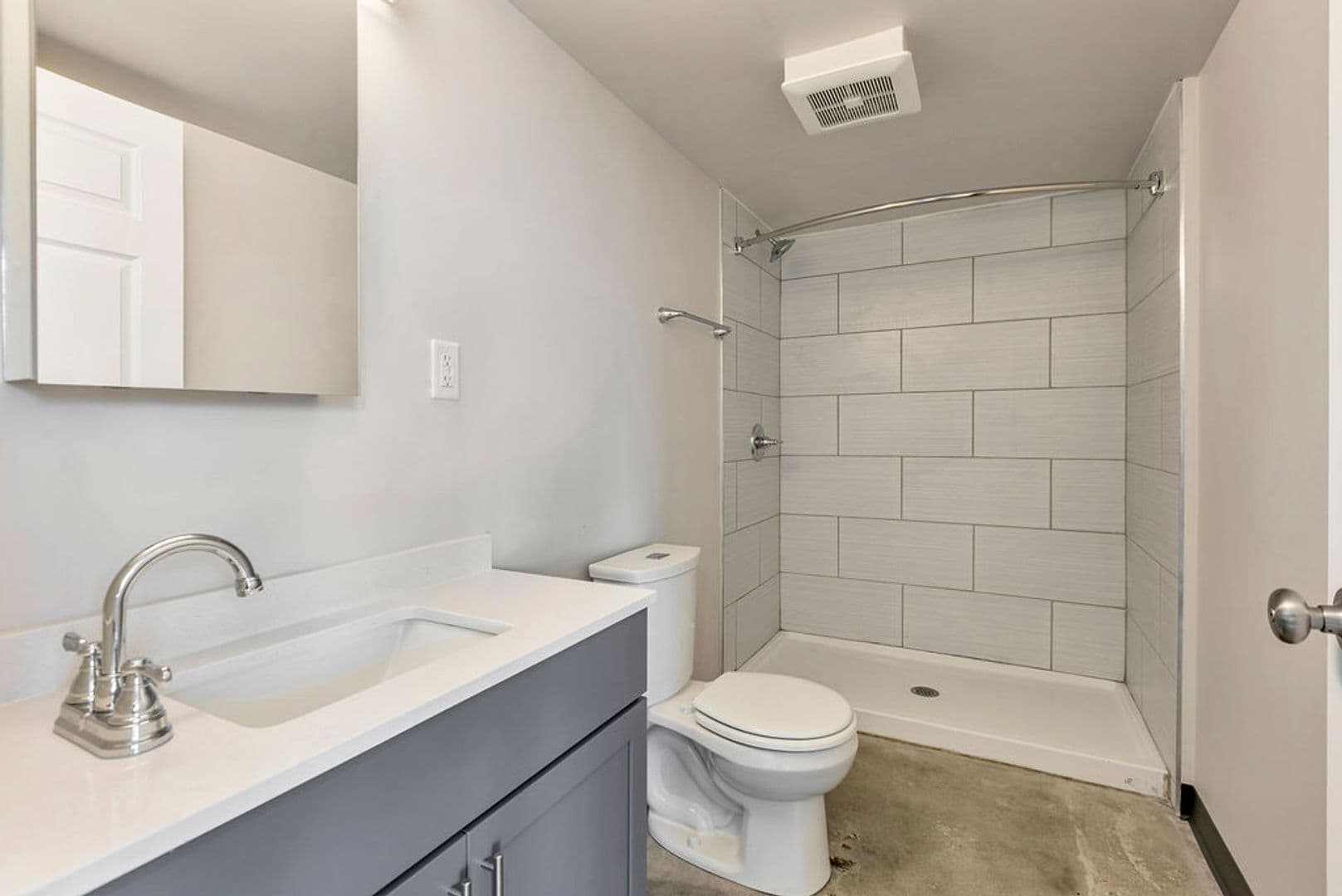 Cincinnati Apartment: 2330 Victory Pkwy