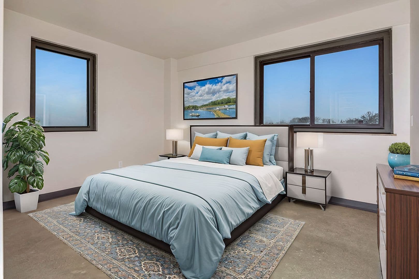 Cincinnati Apartment: 2330 Victory Pkwy