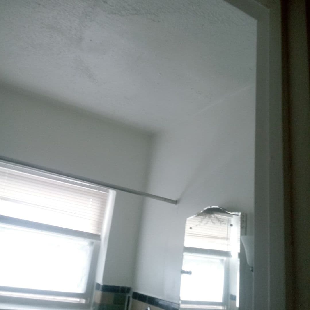 Cincinnati Apartment: 2340 Victory Parkway