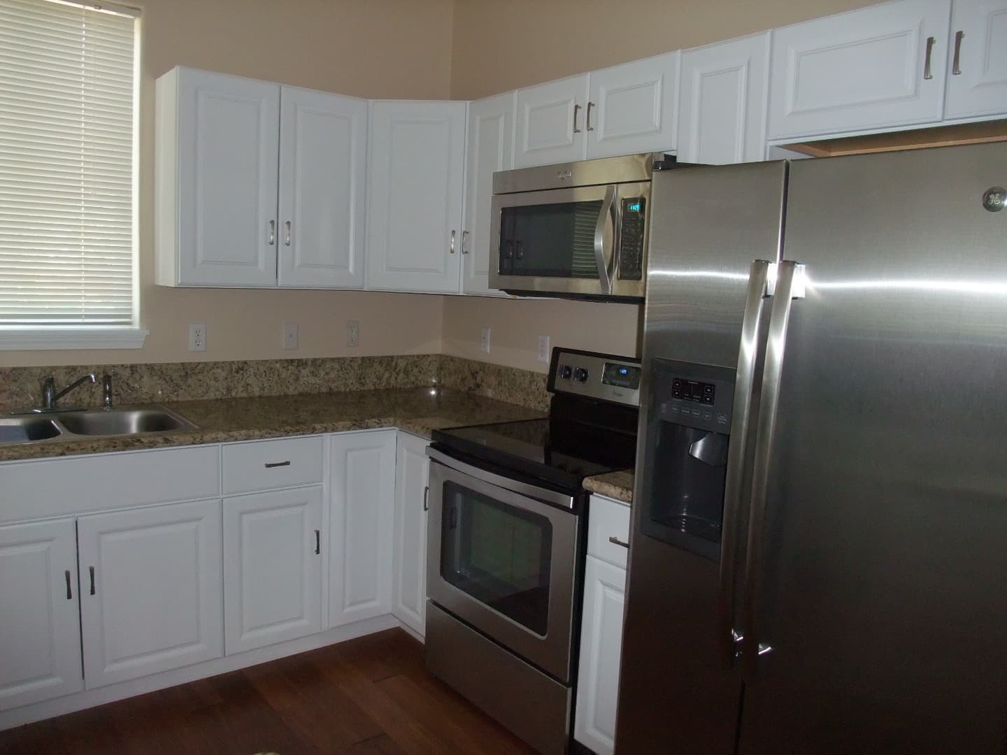 Albany House: 2600 Raymond Ct. NW