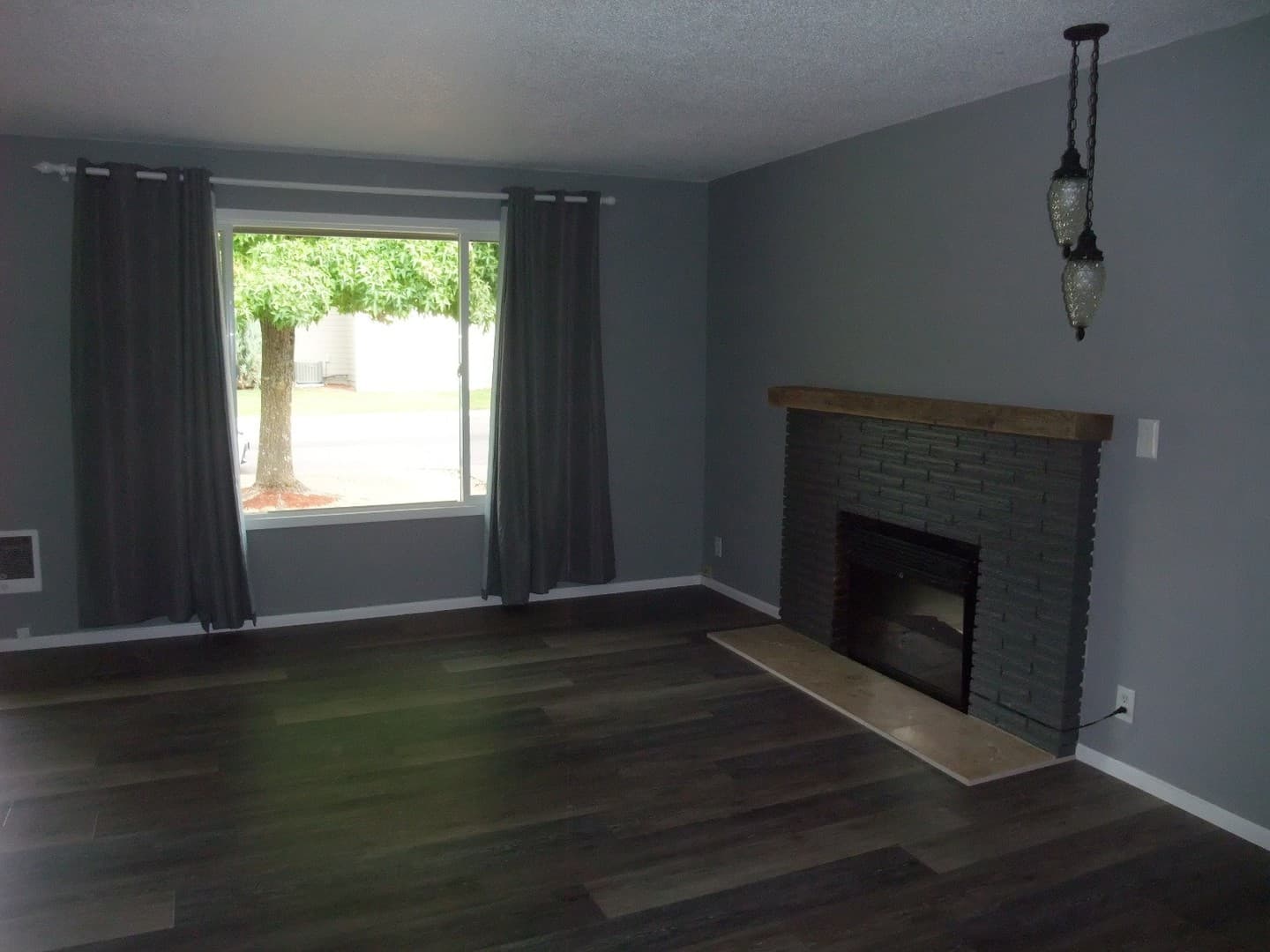 Albany House: 2808 Pine St SE