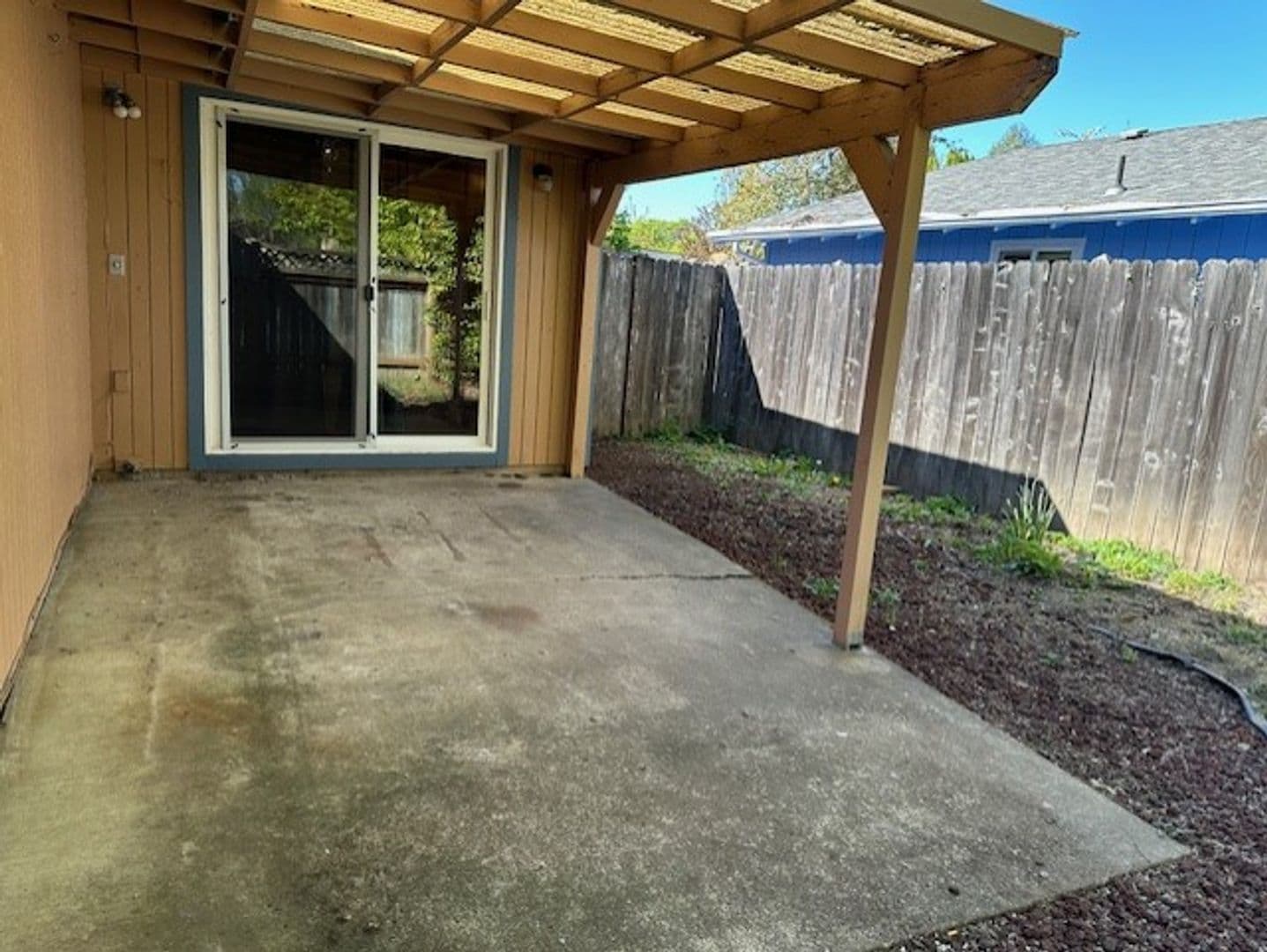 Corvallis House: 1840 SE Bethel St
