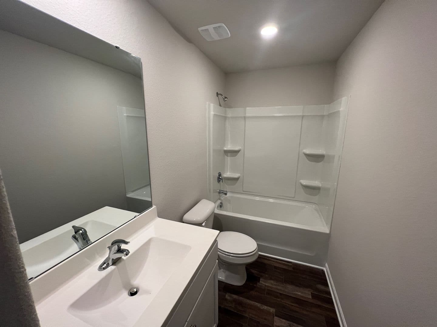 Zebulon House: 461 Turning Lake Drive