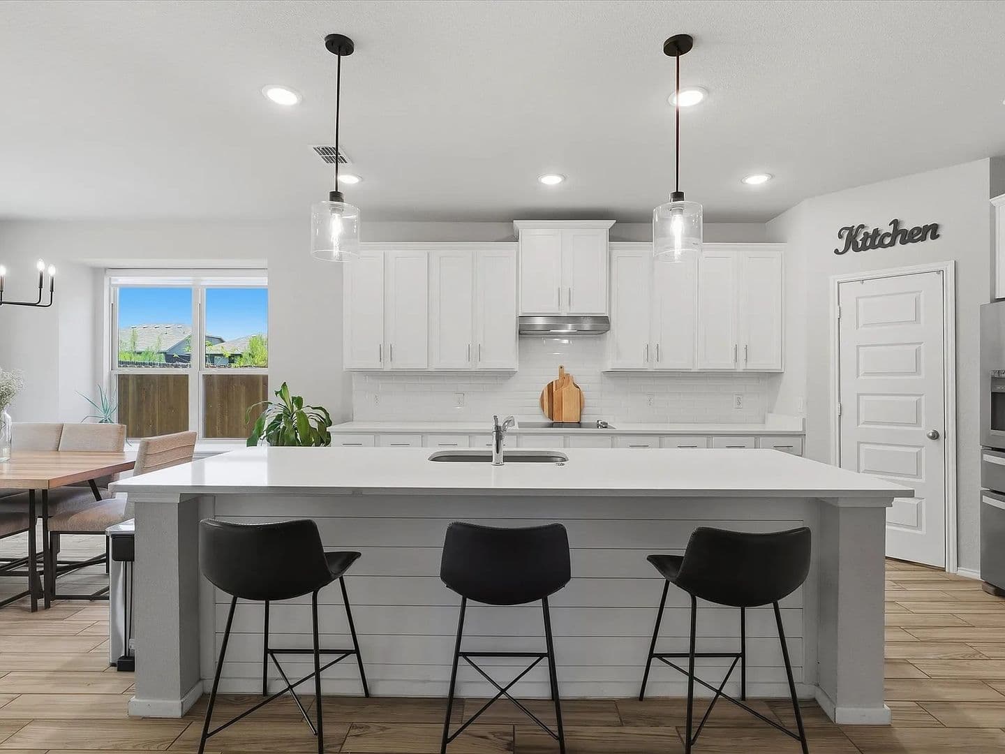 Denton House: 3512 Harbour Mist Trail