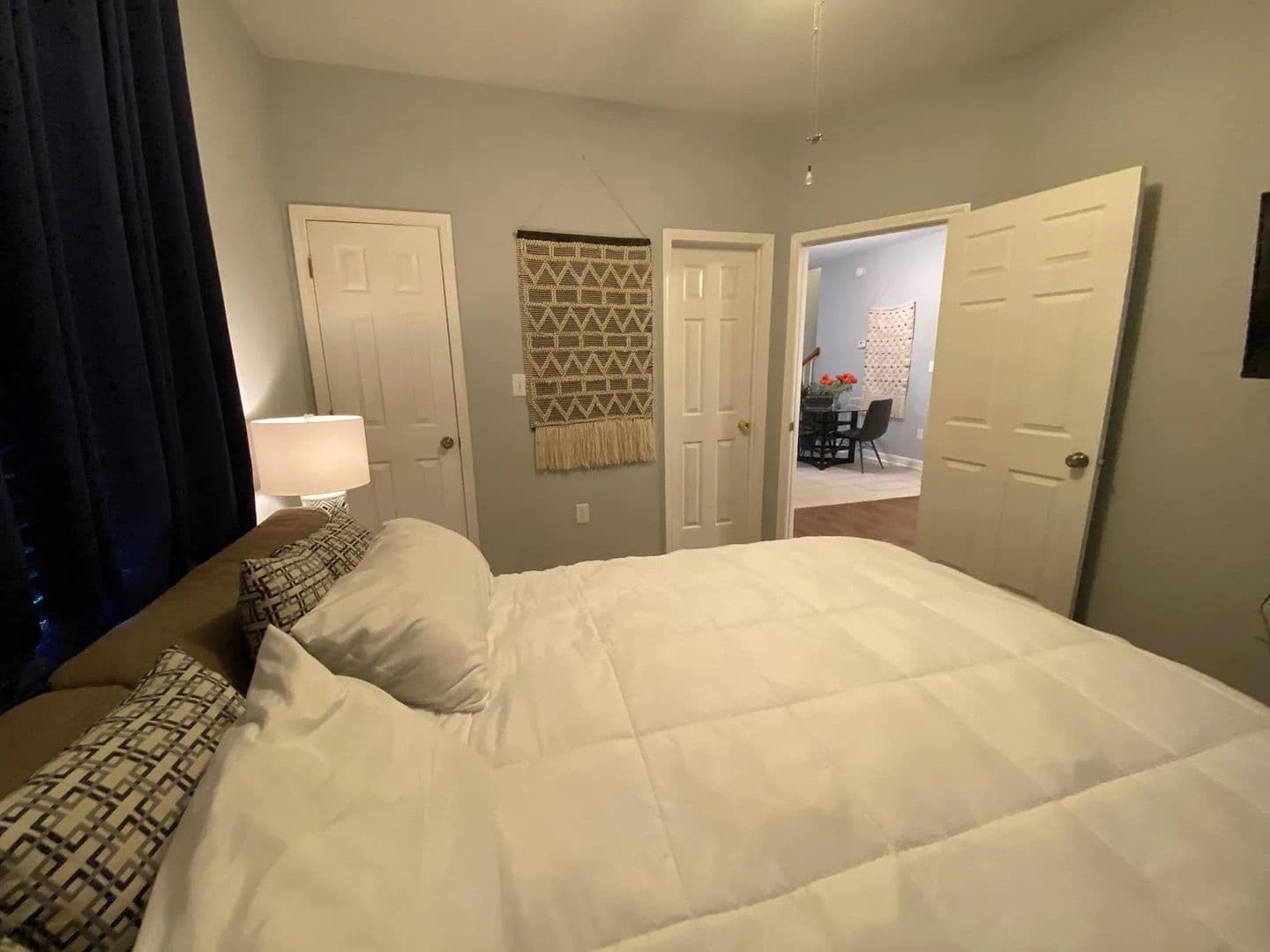 Atlanta House: 1121 Jones Ave