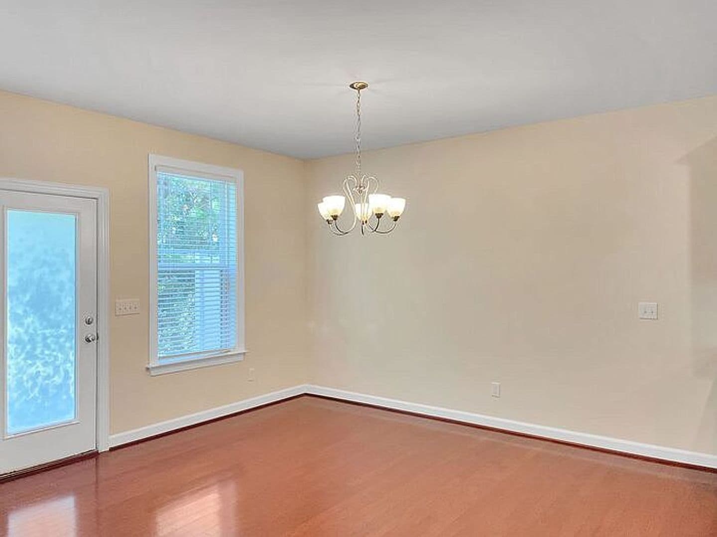 Apex House: 2406 Pecan Ridge Way