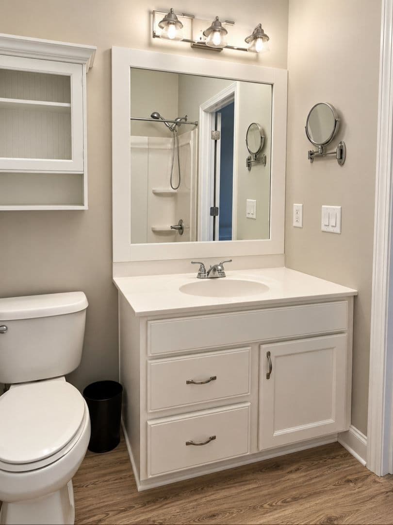 Braselton House: 218 Woodley Ct