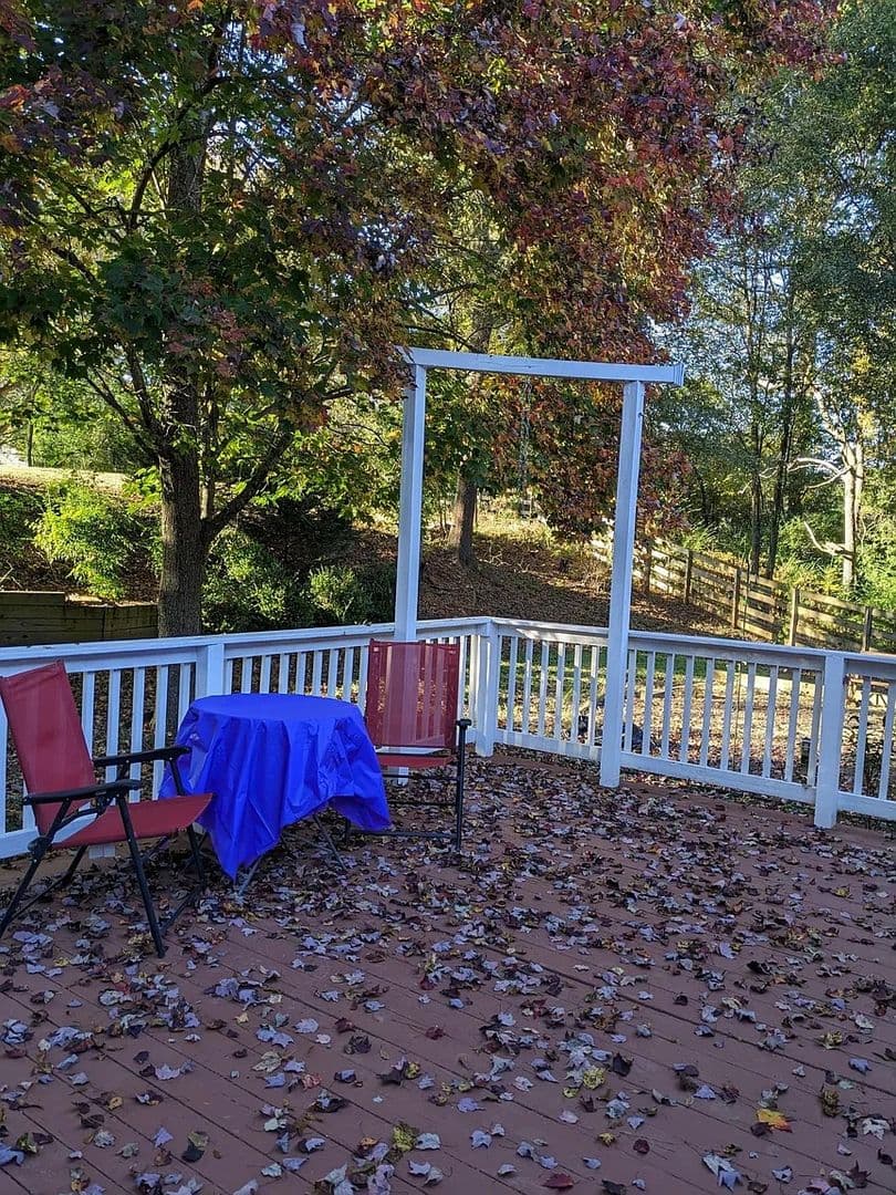 Marietta House: 450 Karl Ct