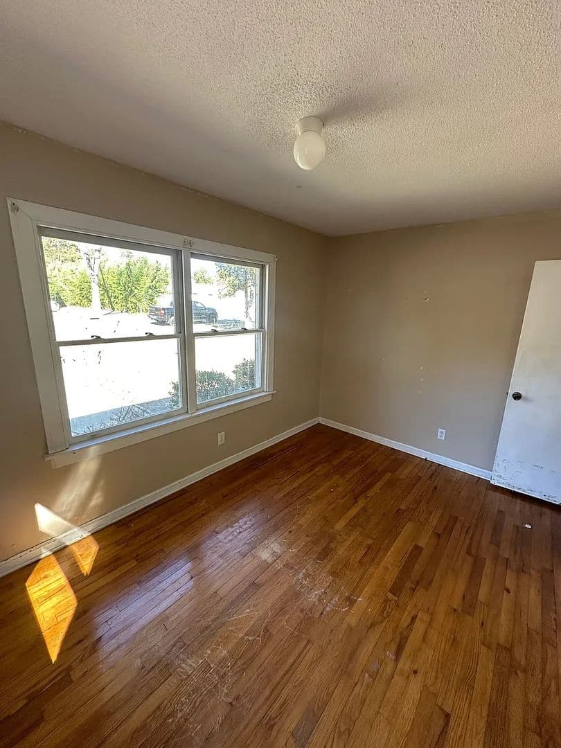 Rock Hill House: 503 Lucky Ct