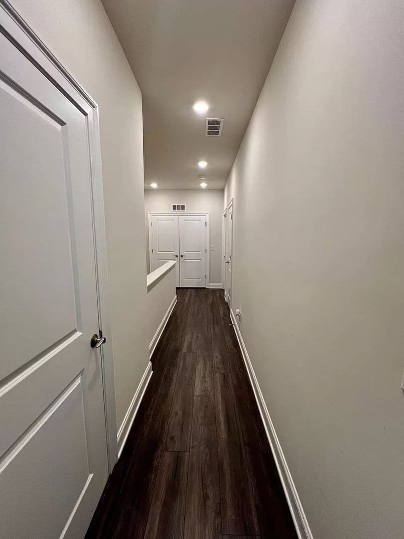 Atlanta House: 1825 La Dawn Ln NW