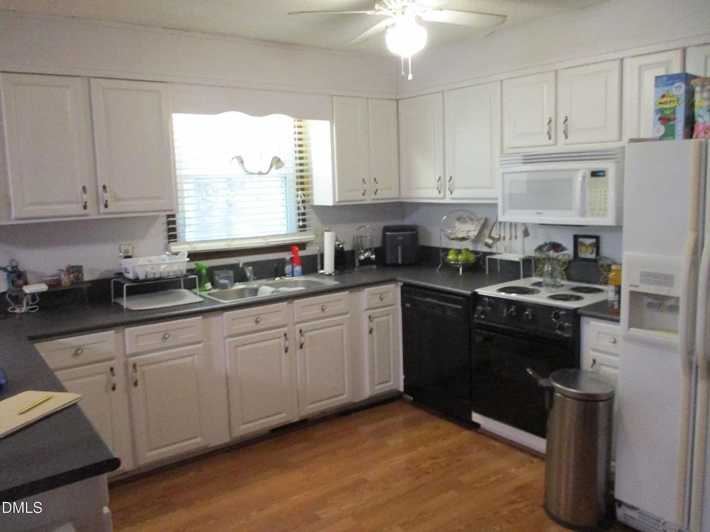 Raleigh House: 729 Ravel St