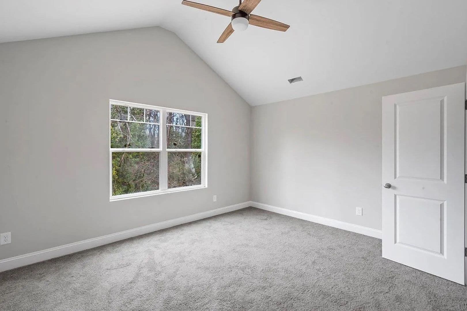 Charlotte House: 2628 Kenhill Dr