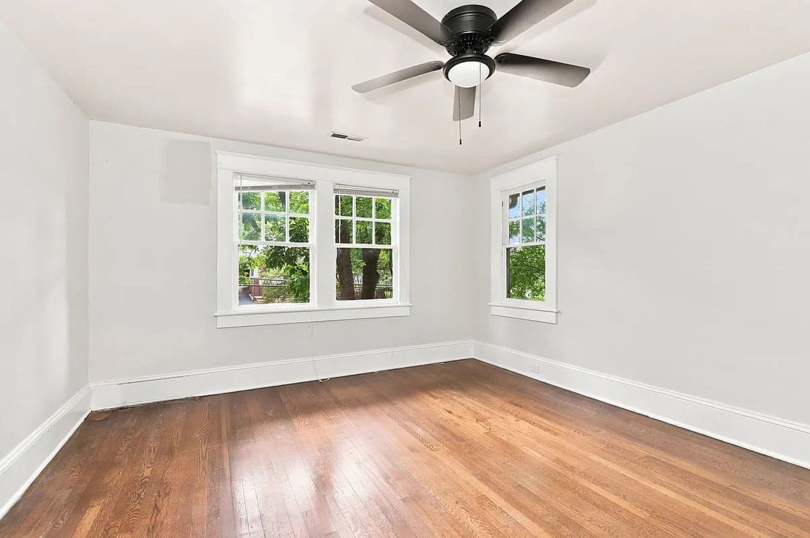 Greensboro House: 1606 Walker Ave