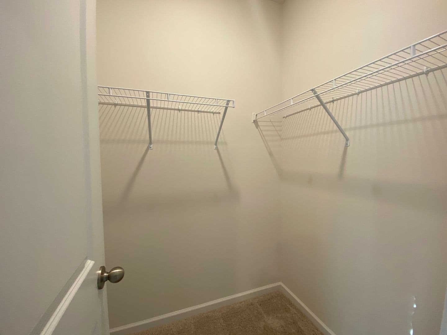 Belmont House: 1103 Johns Walk Way