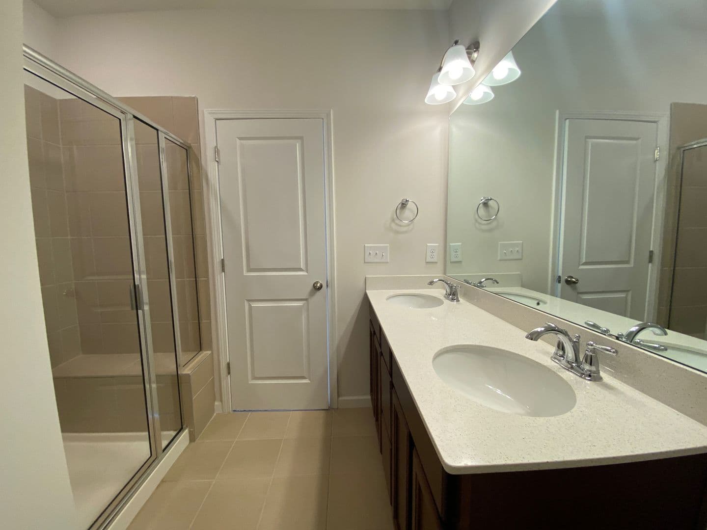 Belmont House: 1103 Johns Walk Way