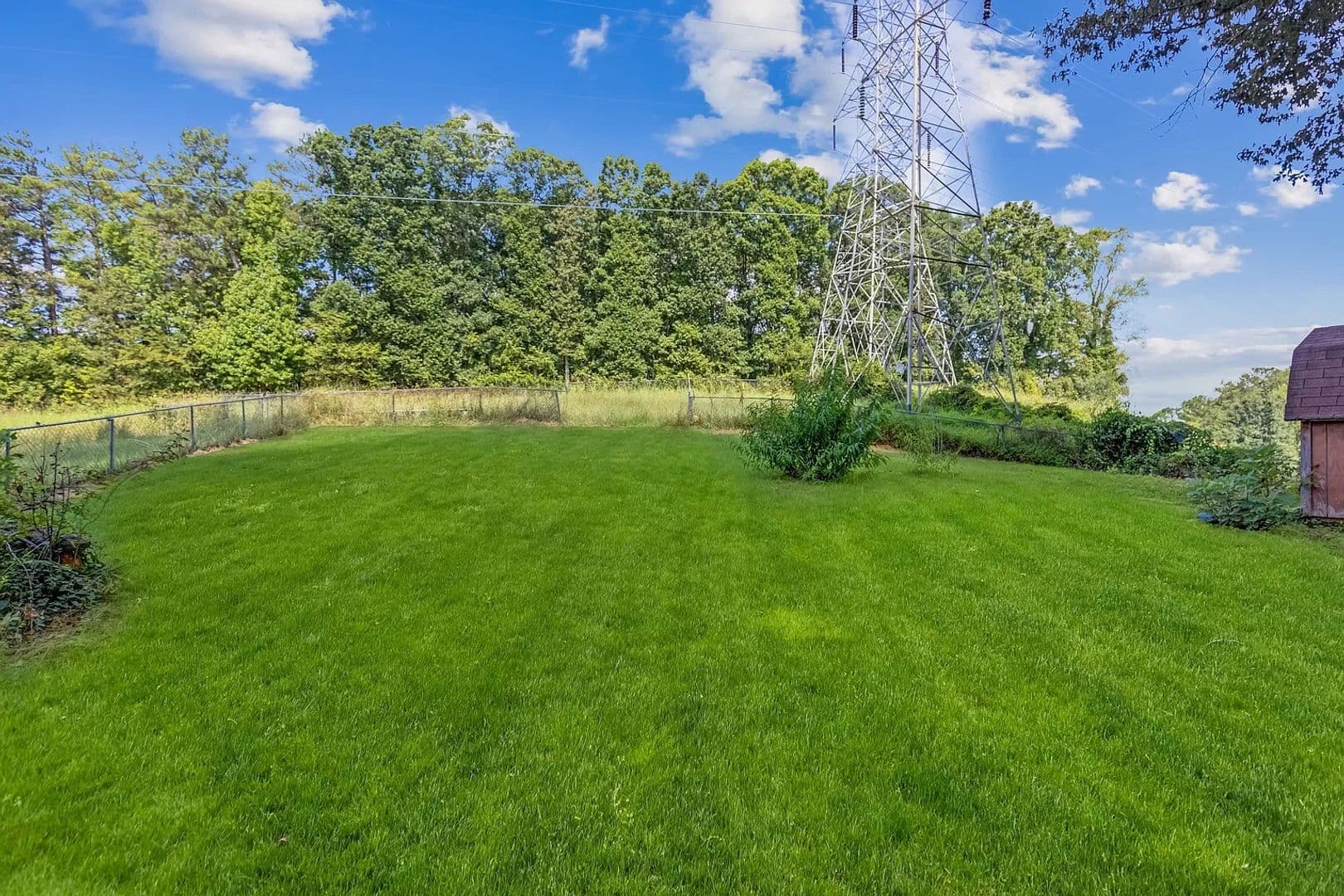 East Point House: 3201 Beech Dr
