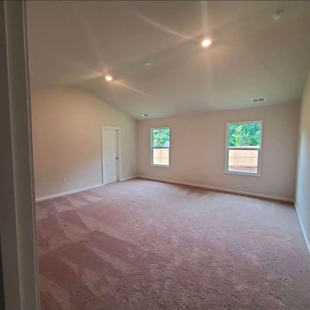 Charlotte House: 9111 Creedmore Hills Dr