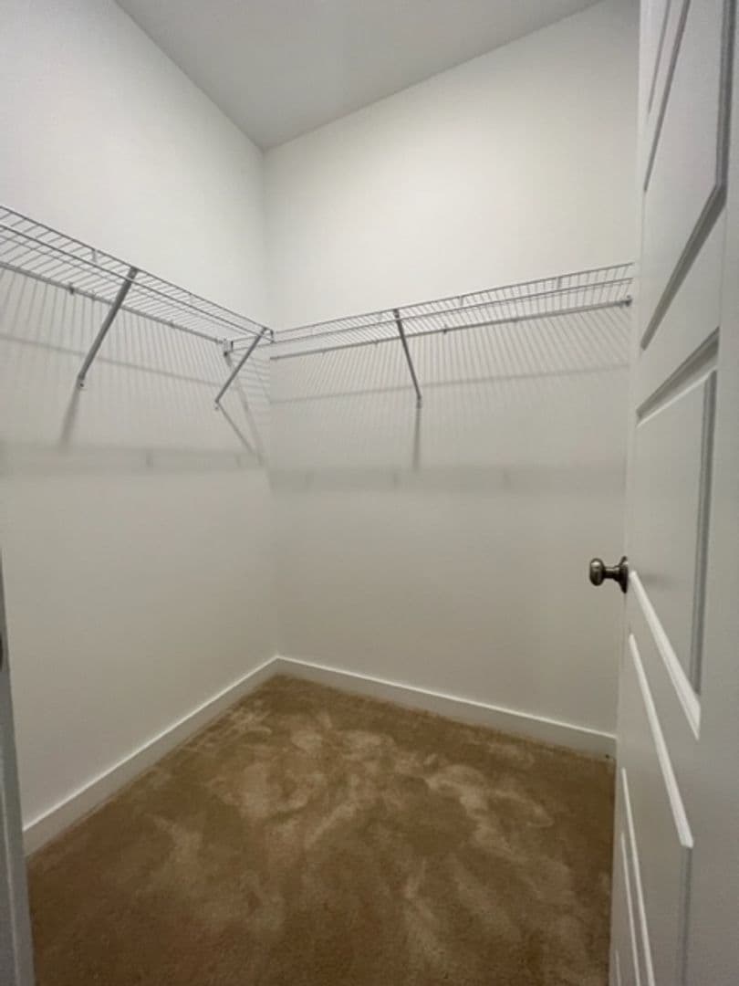 Cary House: 1110 Kiernan Grove Ln