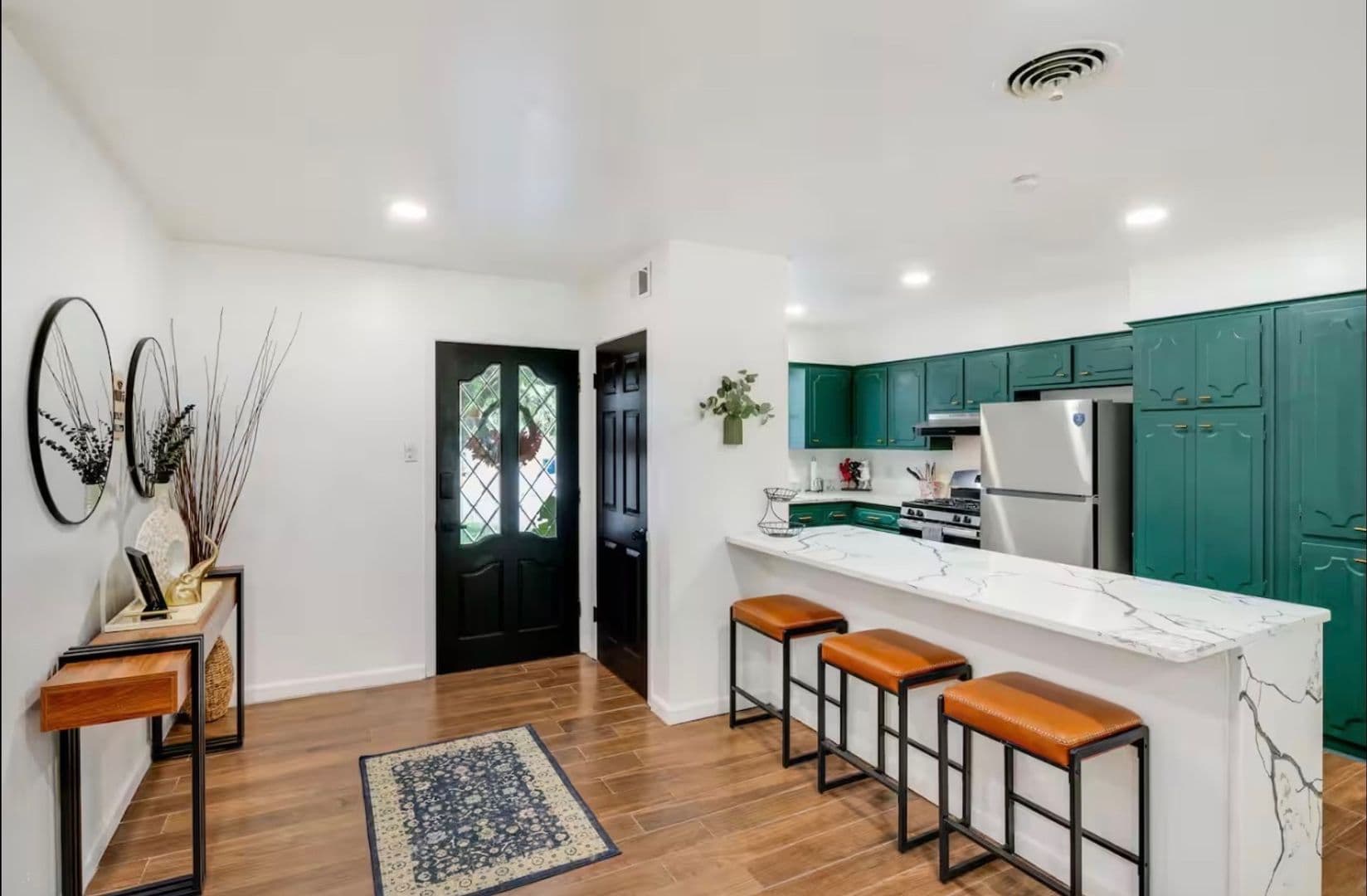 San Antonio House: 11003 Burr Oak Dr