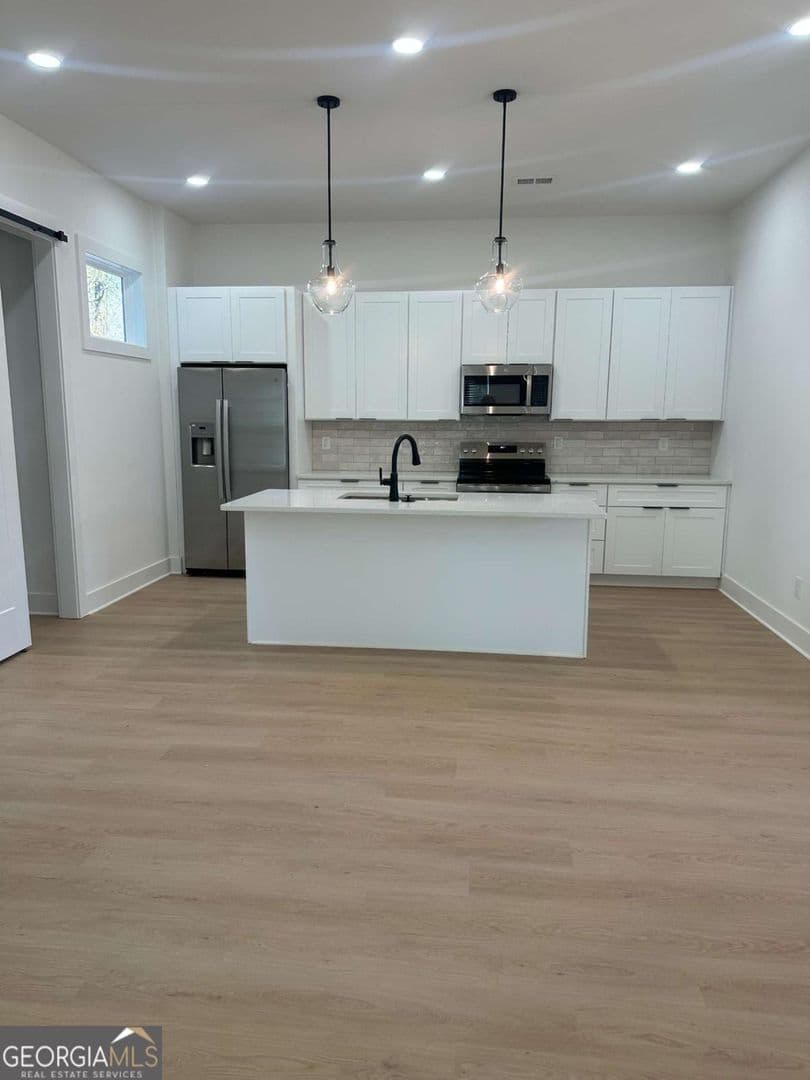 Atlanta House: 1239 Plaza Ave SW