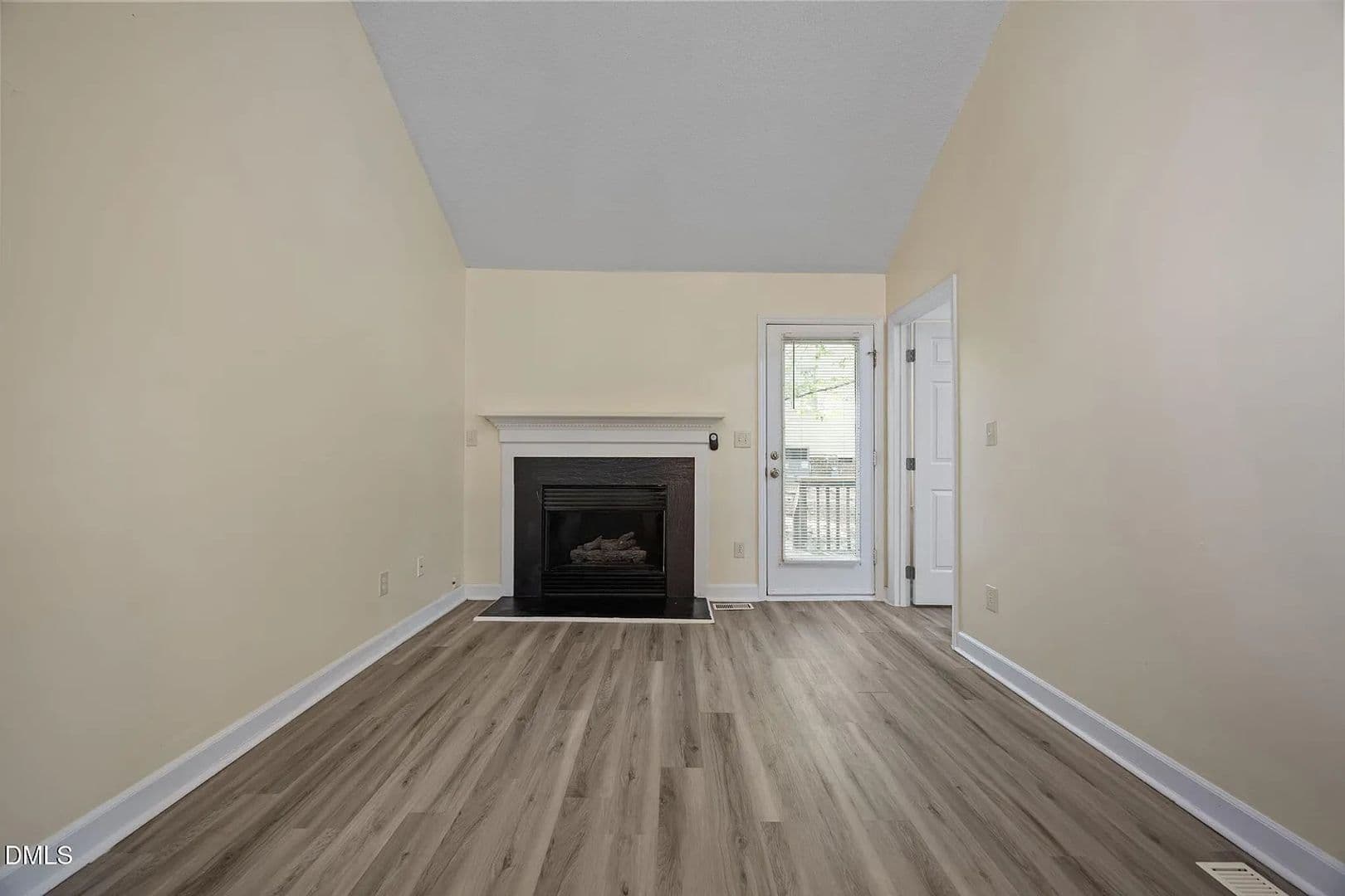 Raleigh House: 1627 Oakland Hills Way