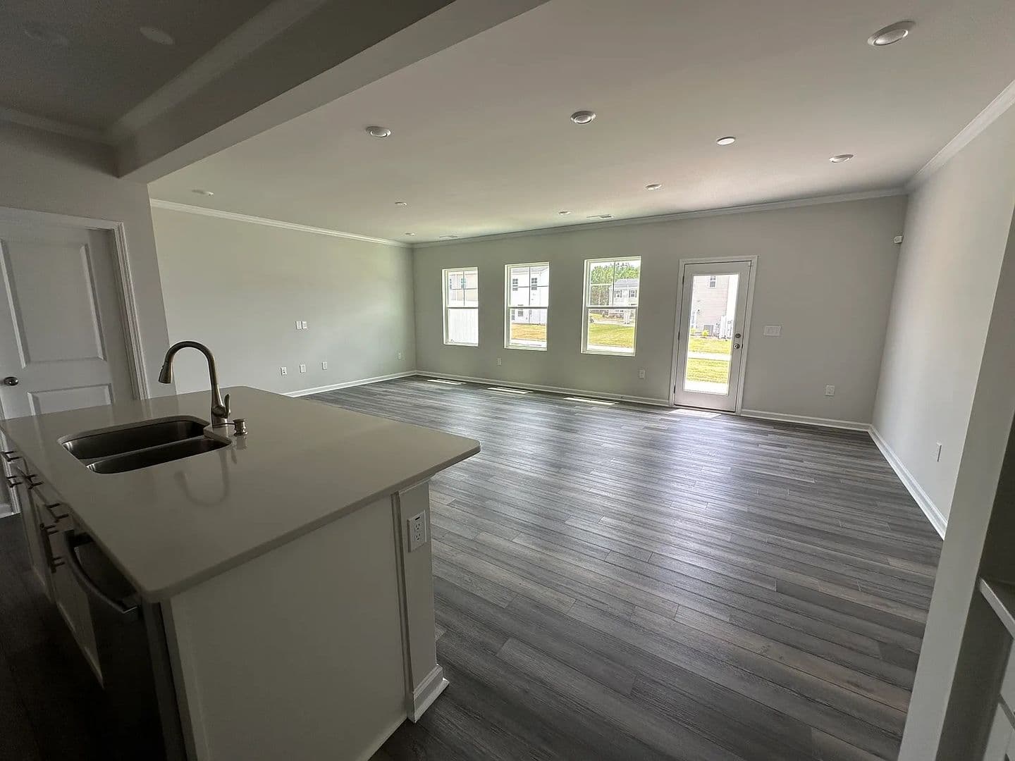 Raleigh House: 5024 Arkrose Dr