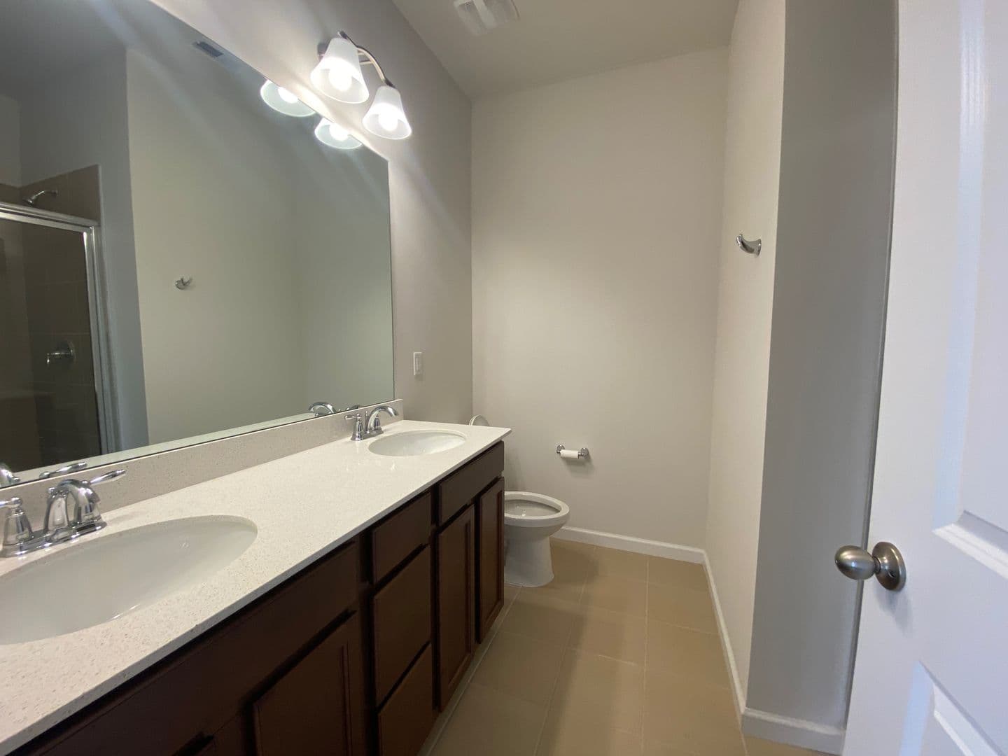 Belmont House: 1103 Johns Walk Way