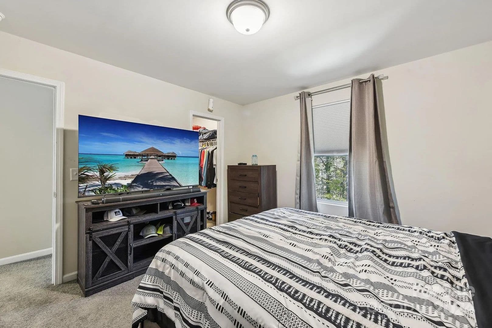 Charlotte House: 7608 Denbur Dr