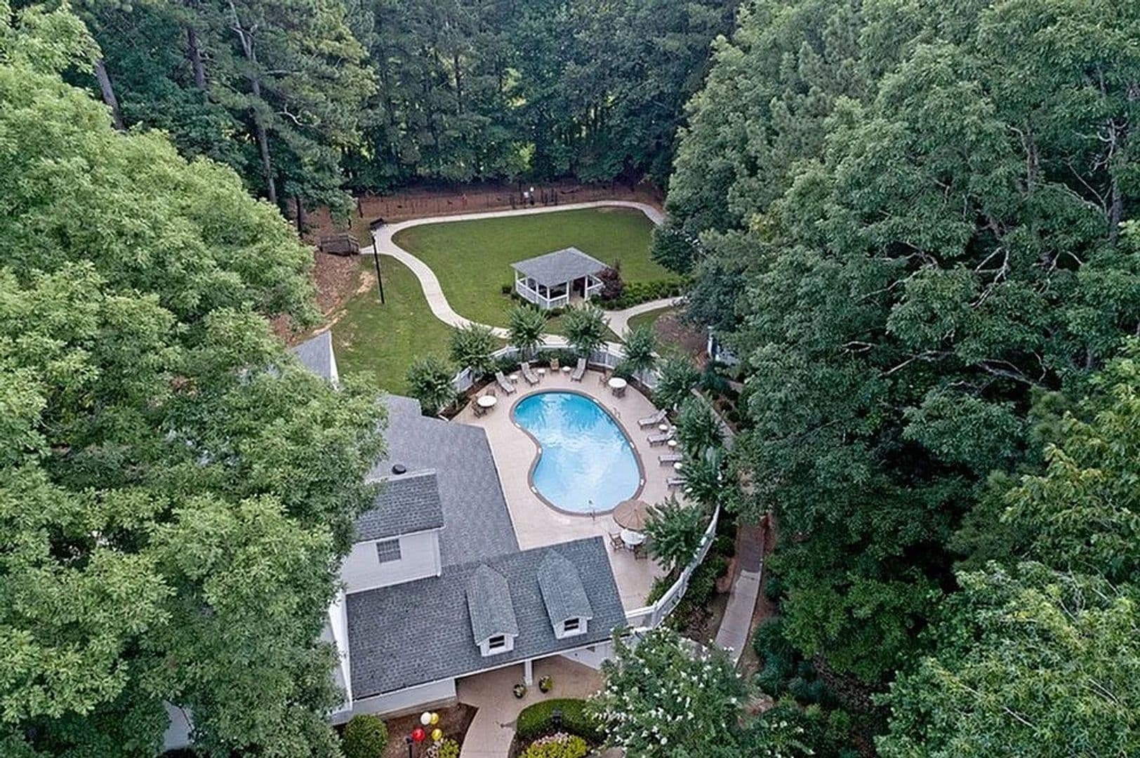 Dunwoody House: 6701 Winterbrook Ct NW