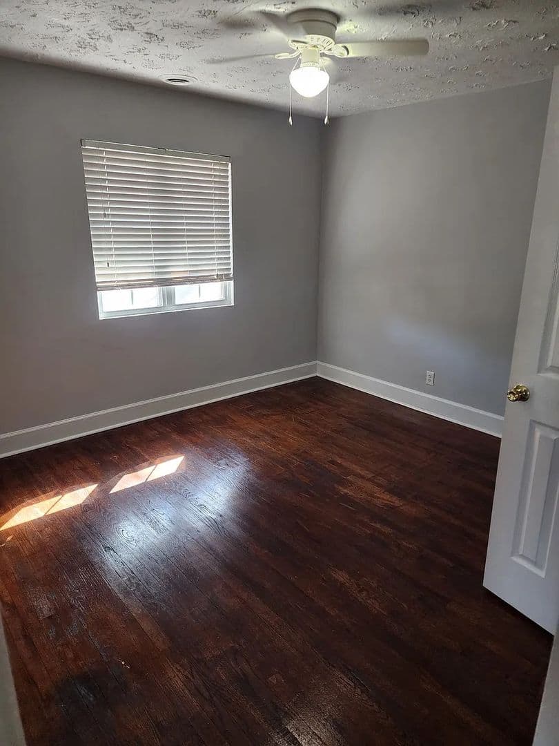 Atlanta House: 2956 8th St
