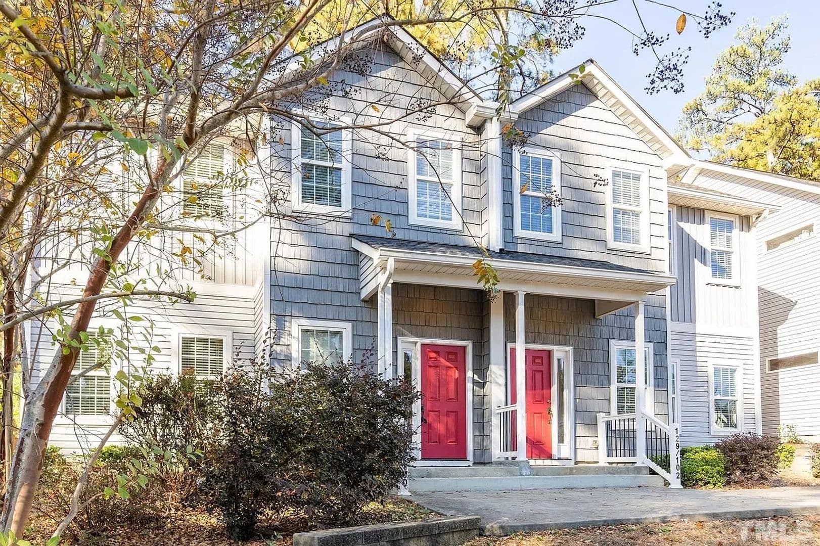 Raleigh House: 129 #102 Pineland Cir