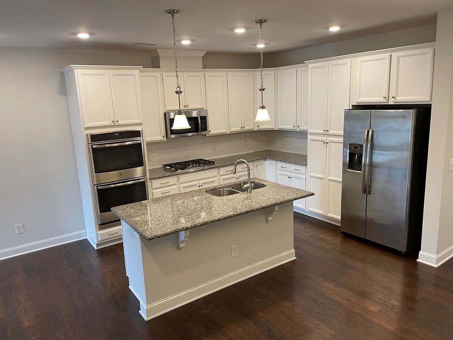Durham House: 1330 Farm Pond Trail