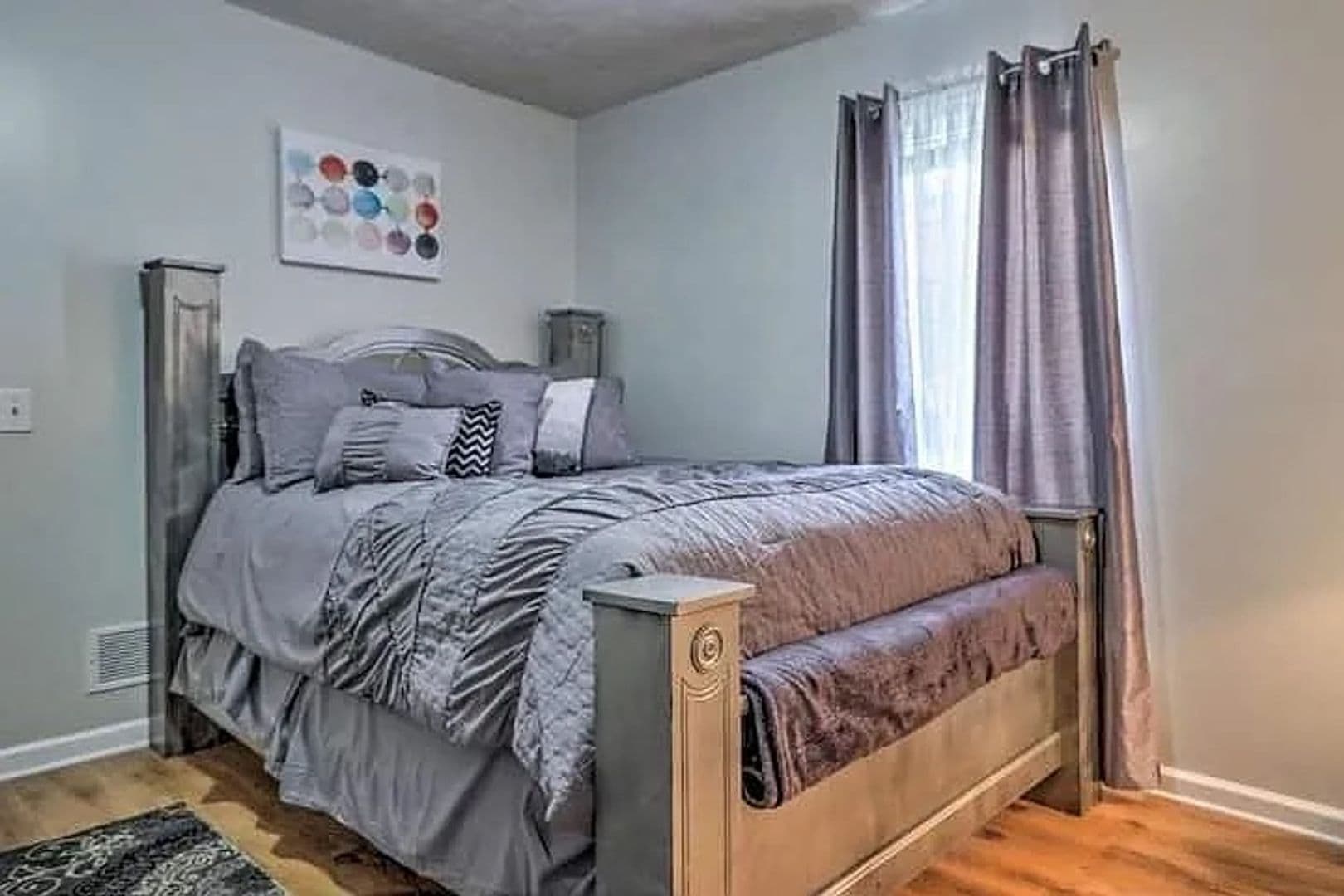 Hapeville House: 483 Oak Dr