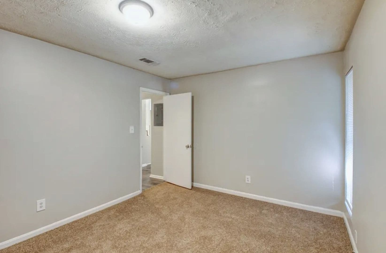 Atlanta House: 1631 Stanton Rd