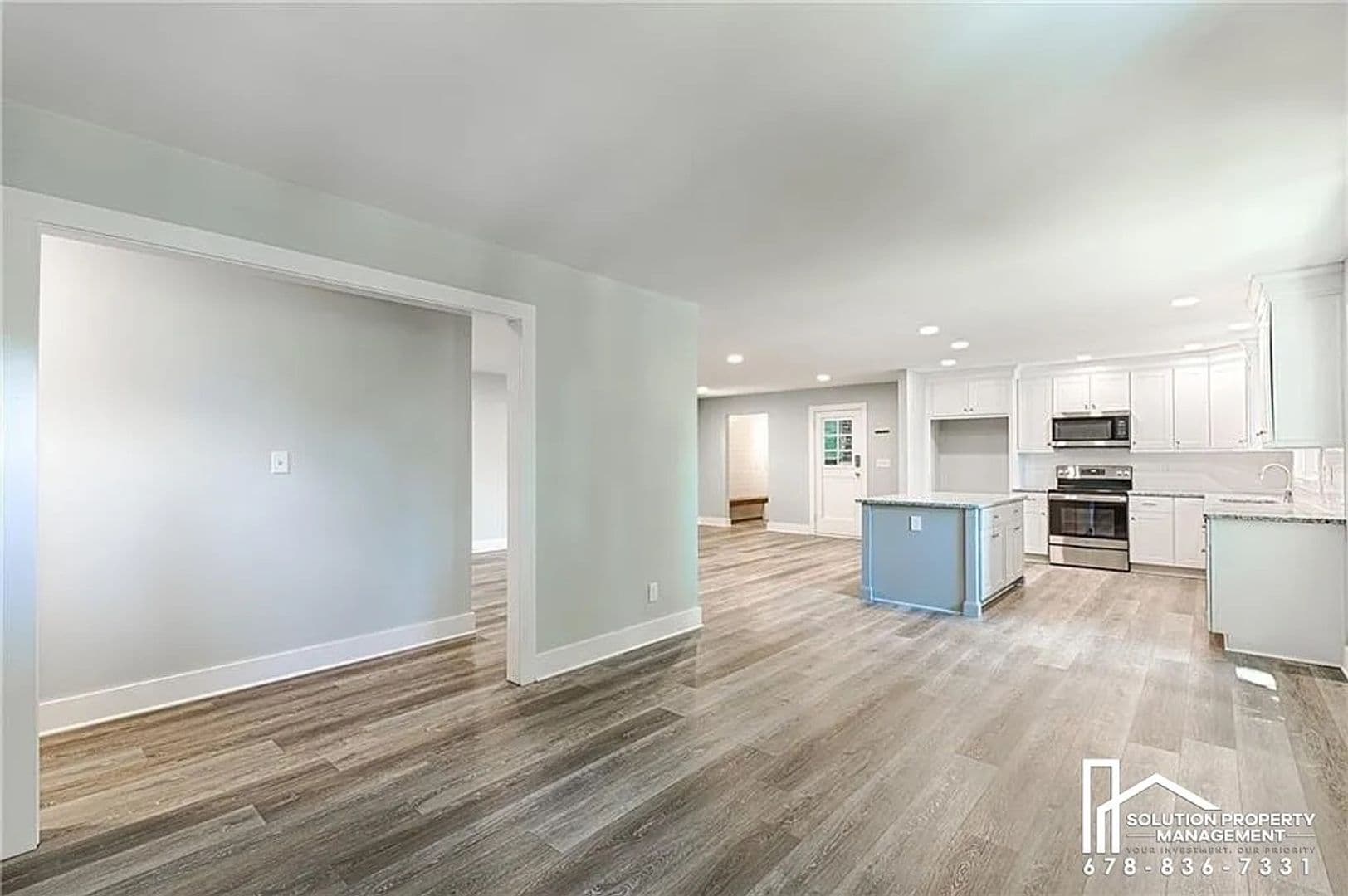 Kennesaw House: 3979 Potomac Dr NW