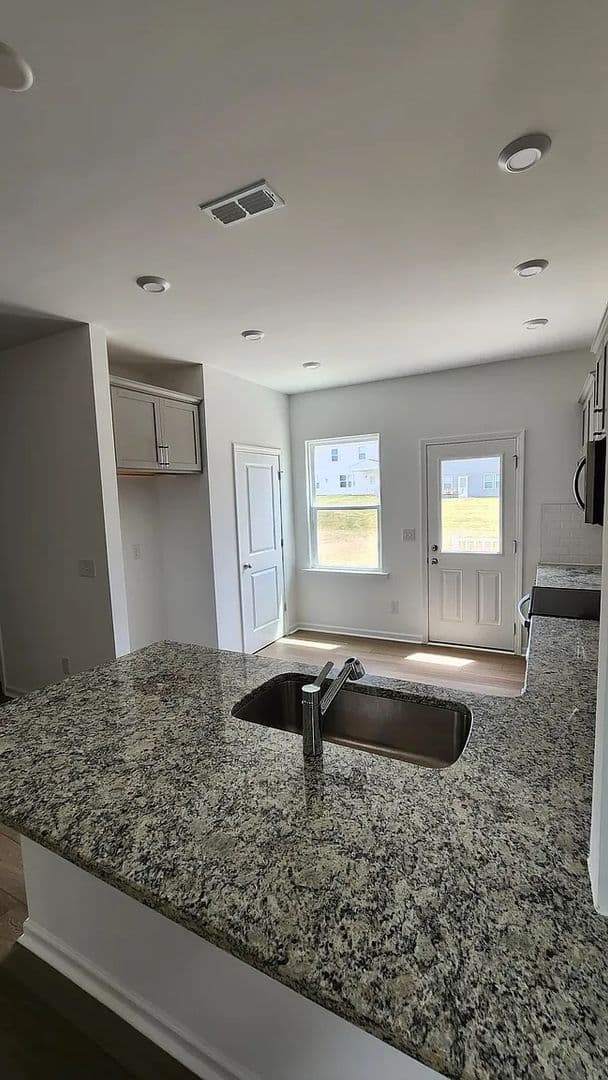 Charlotte House: 11148 Godwit Ln
