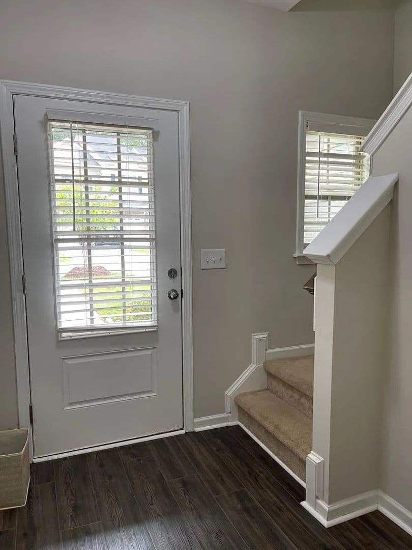 Holly Springs House: 235 Cypress Hill Ln