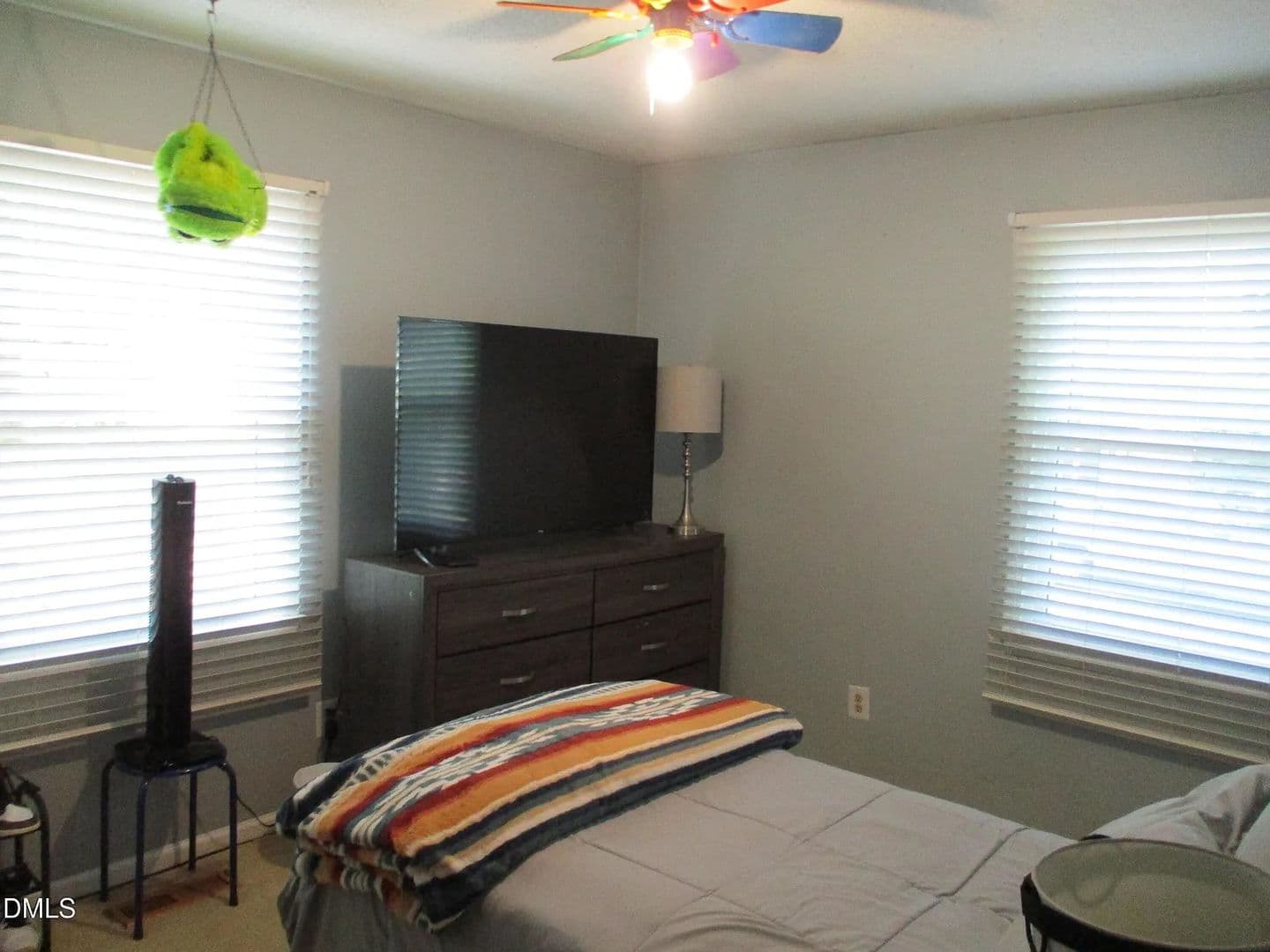 Raleigh House: 729 Ravel St