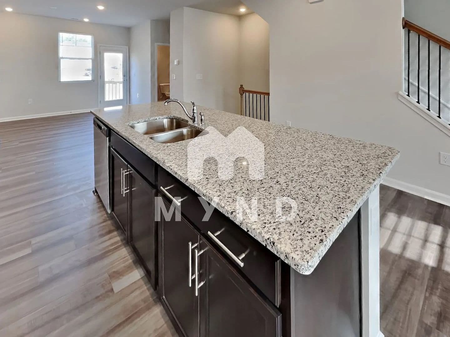 Raleigh House: 119 Sweet Lilac Way